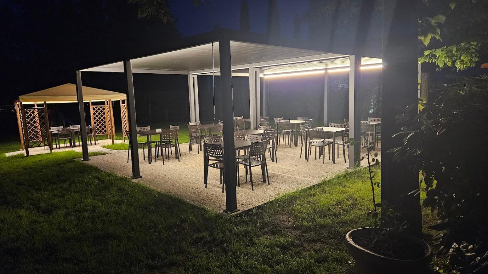 Il Canto Del Sole มอนติโรนี ดาร์เบีย ภายนอก รูปภาพ