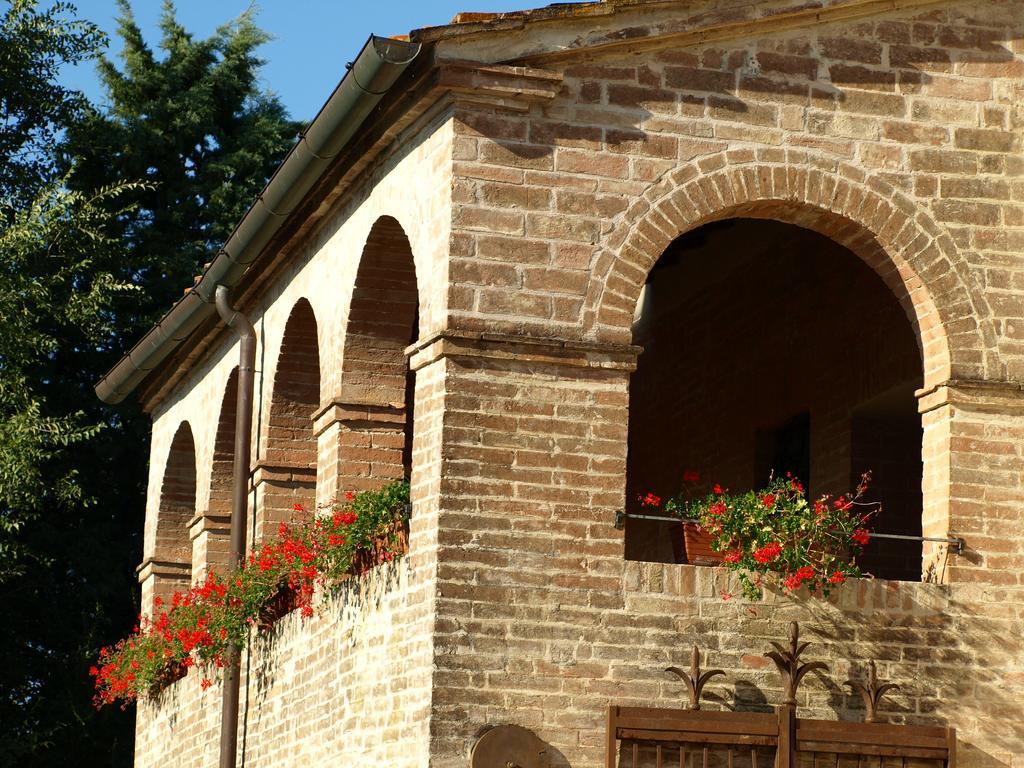 Il Canto Del Sole มอนติโรนี ดาร์เบีย ภายนอก รูปภาพ